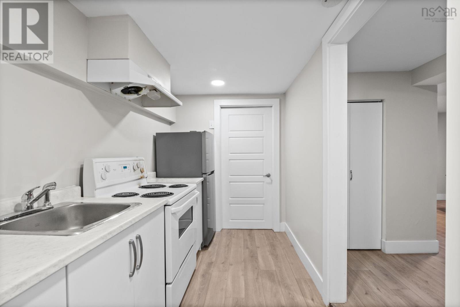 15 Saint Michaels Avenue, Halifax, Nova Scotia  B3P 1M6 - Photo 35 - 202603151