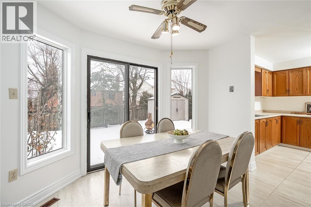 2098 Oakmead Boulevard, Oakville, Ontario  L6H 5C1 - Photo 11 - 40805566