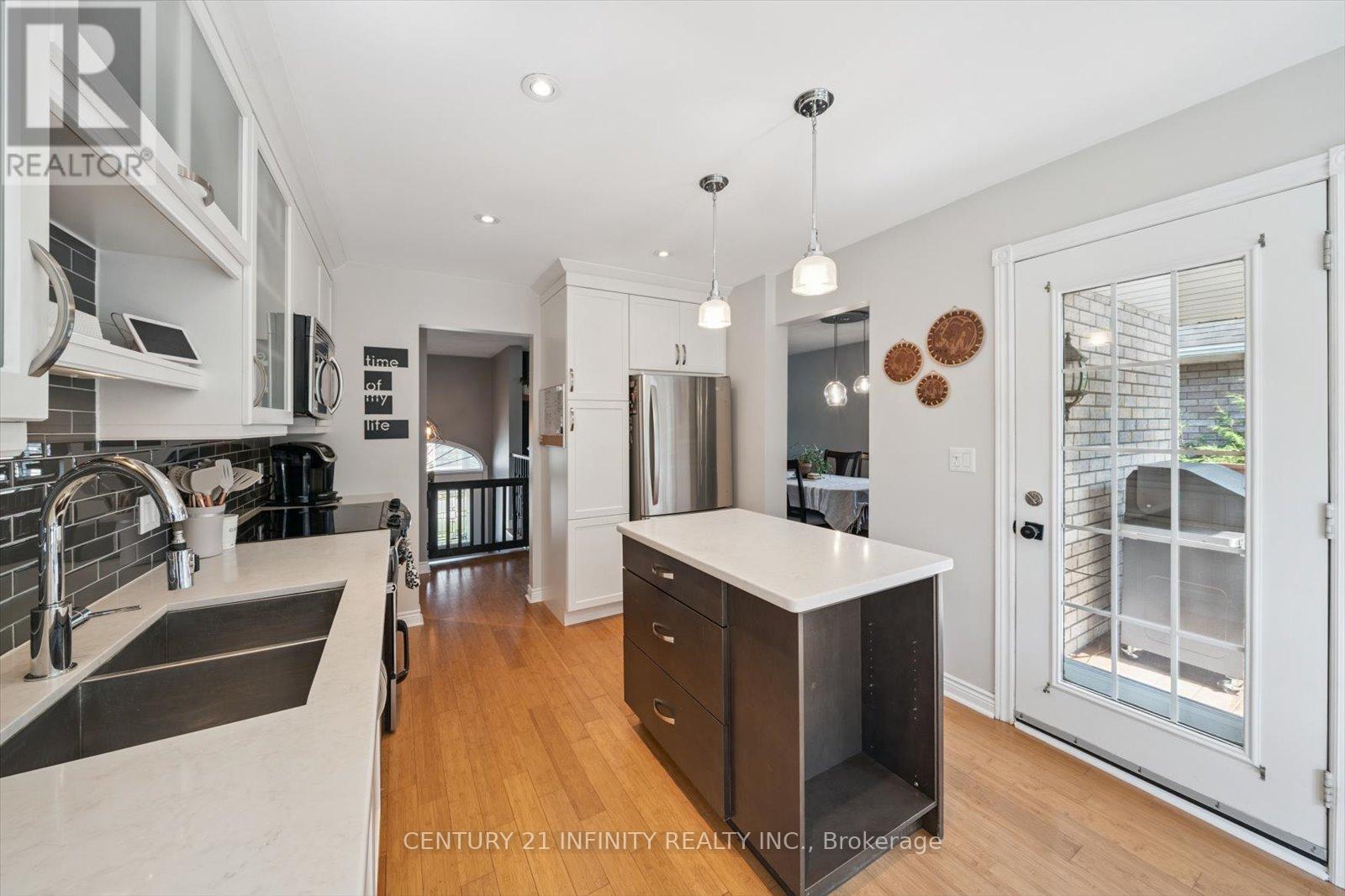 1049 Glenhare Street, Cobourg, Ontario  K9A 5B8 - Photo 14 - X12806634