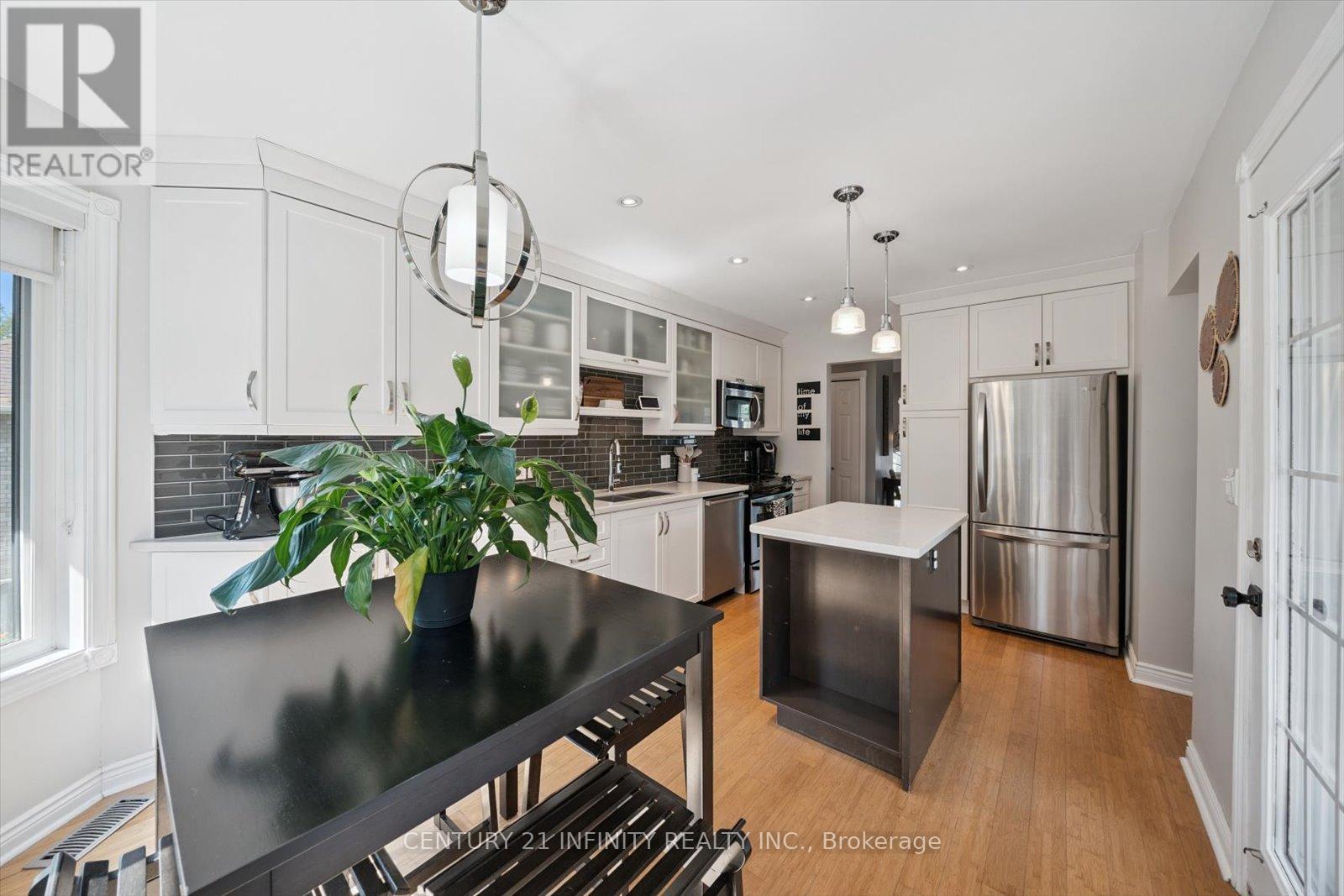 1049 Glenhare Street, Cobourg, Ontario  K9A 5B8 - Photo 16 - X12806634