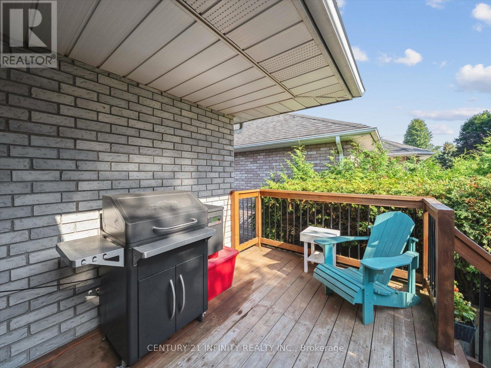 1049 Glenhare Street, Cobourg, Ontario  K9A 5B8 - Photo 40 - X12806634