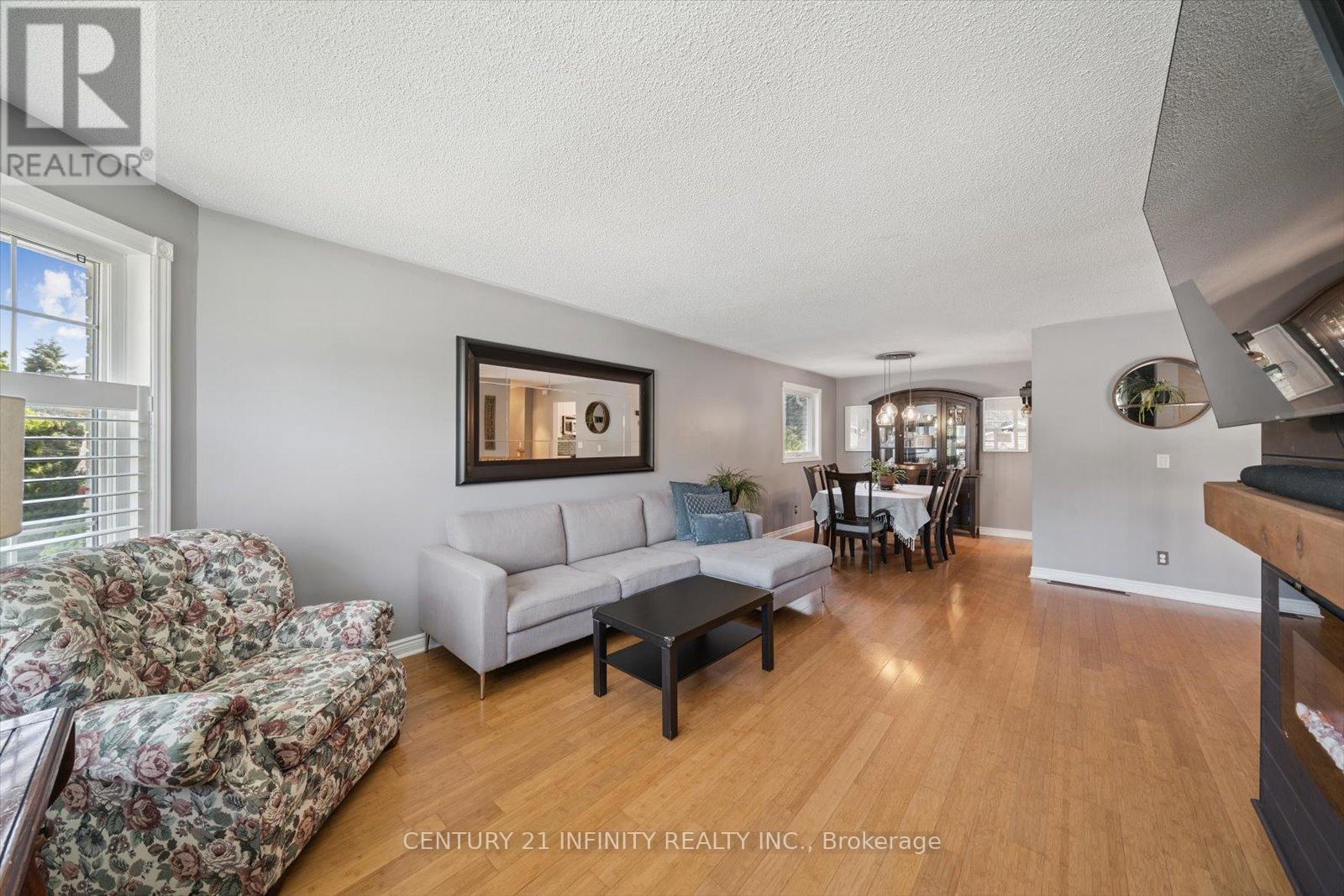 1049 Glenhare Street, Cobourg, Ontario  K9A 5B8 - Photo 8 - X12806634