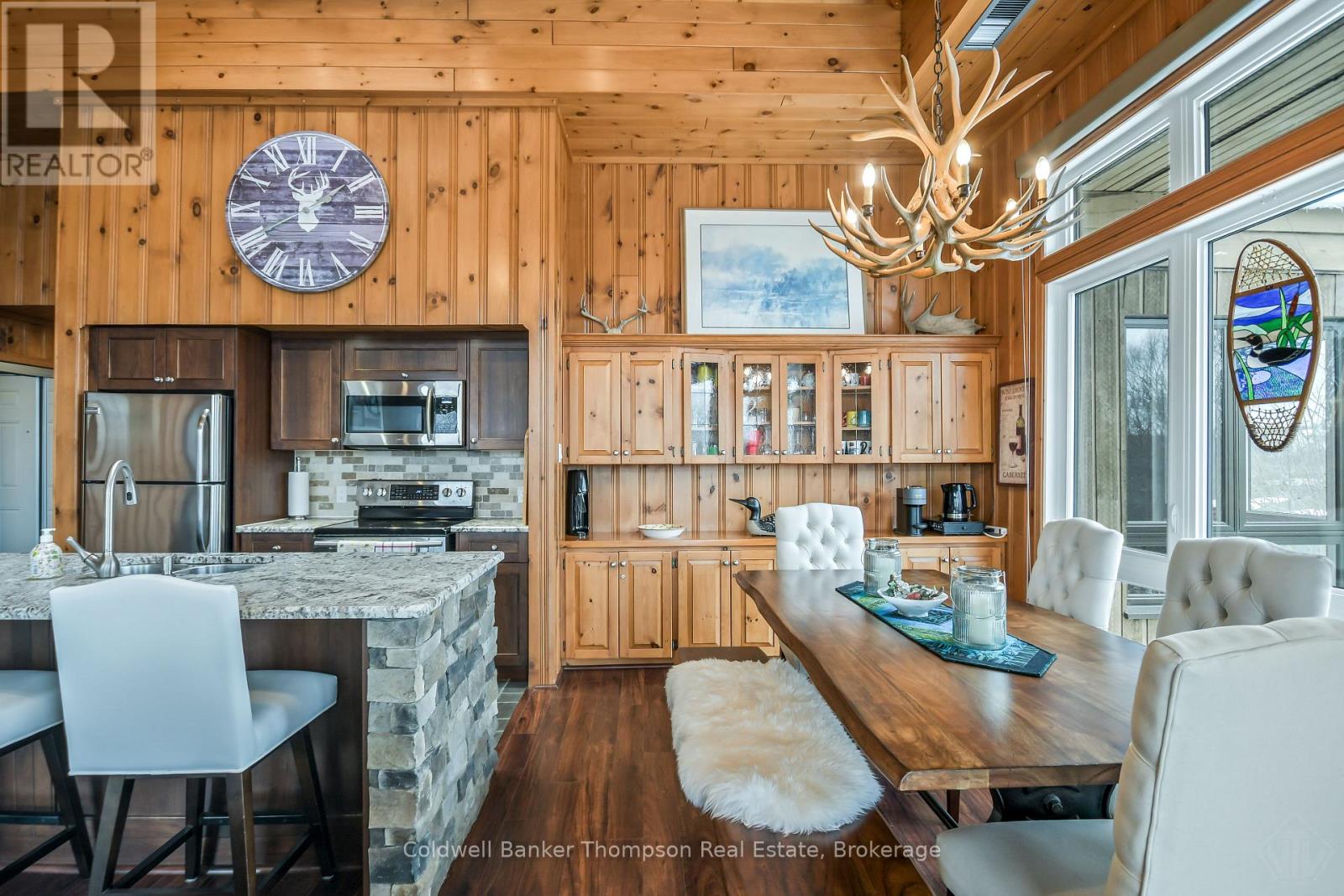 22-301 Oakridge Deerhurst Drive, Huntsville, Ontario  P1H 2E8 - Photo 5 - X12806680