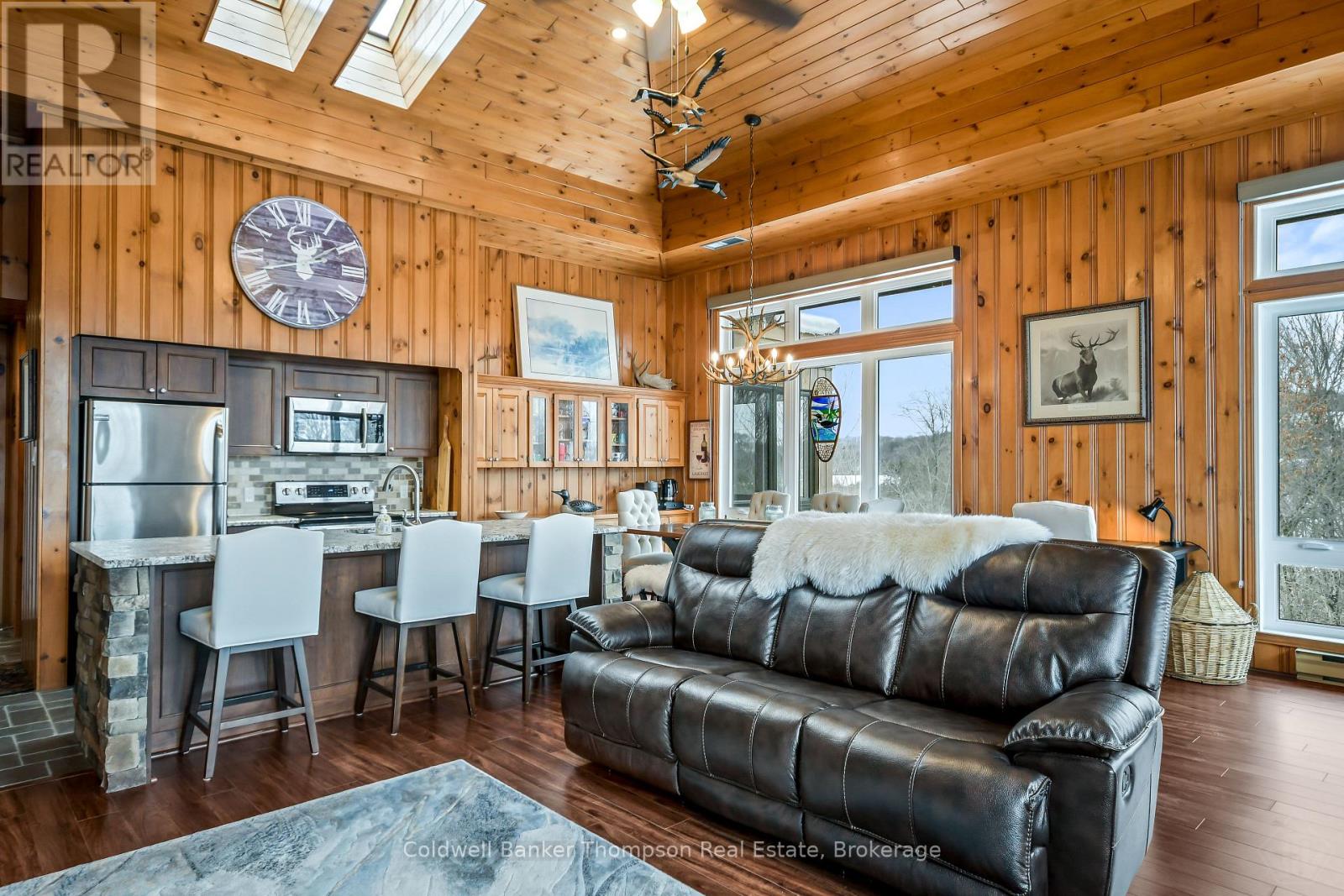 22-301 Oakridge Deerhurst Drive, Huntsville, Ontario  P1H 2E8 - Photo 9 - X12806680