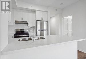 310 - 5705 Long Valley Road, Mississauga (Churchill Meadows), Ontario  L5M 0M3 - Photo 4 - W12806554