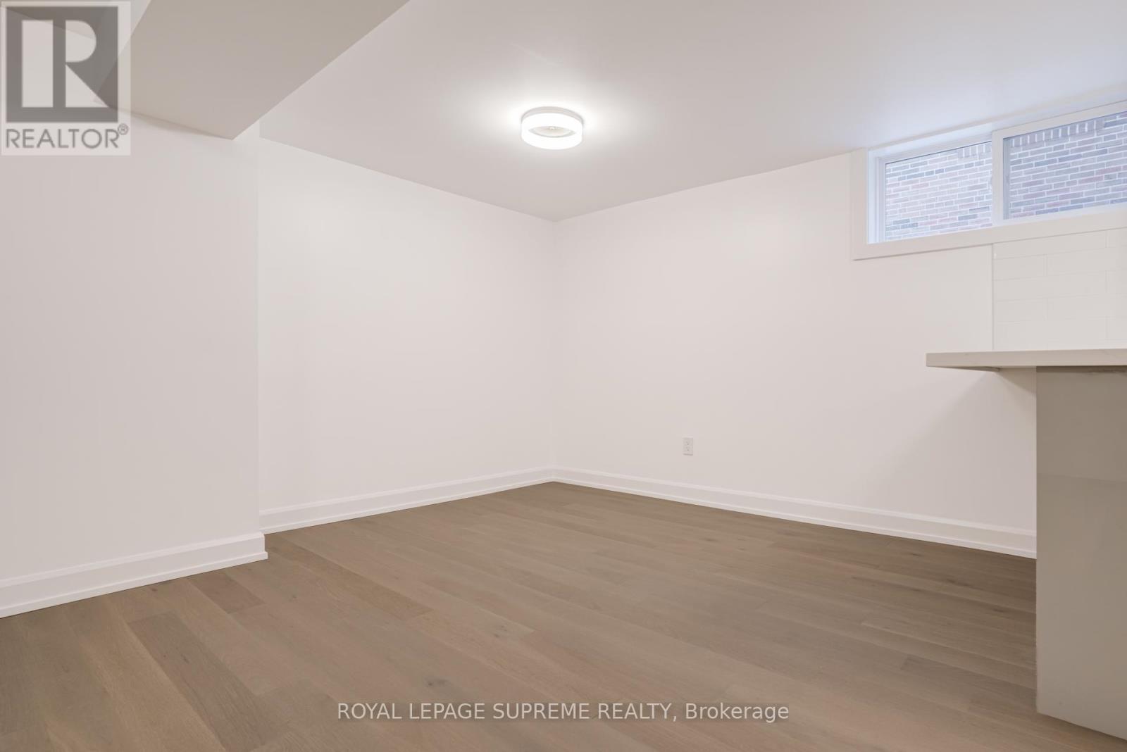 Lower - 21 Featherwood Place, Toronto, Ontario  M9A 4V7 - Photo 22 - W12806588