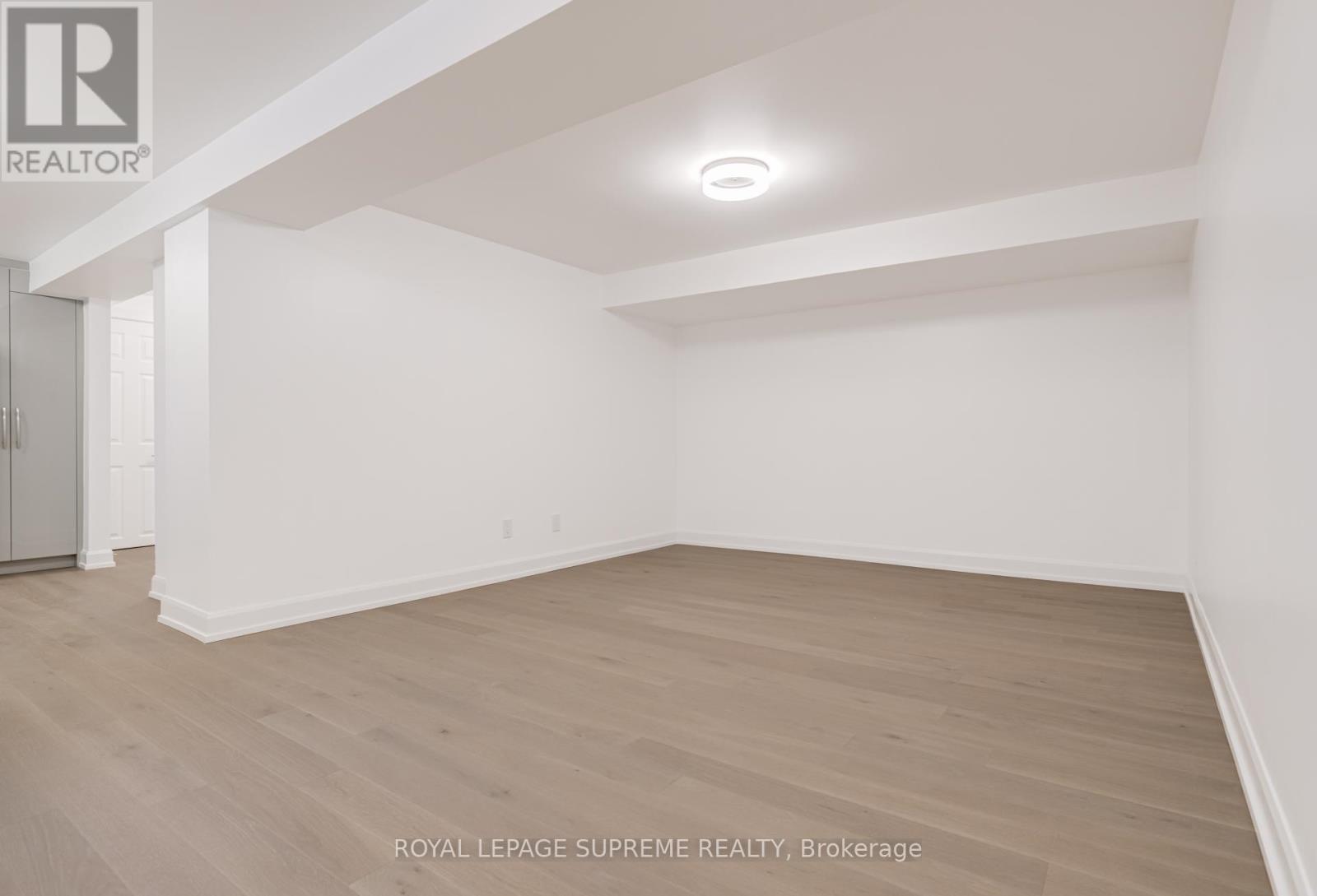 Lower - 21 Featherwood Place, Toronto, Ontario  M9A 4V7 - Photo 24 - W12806588