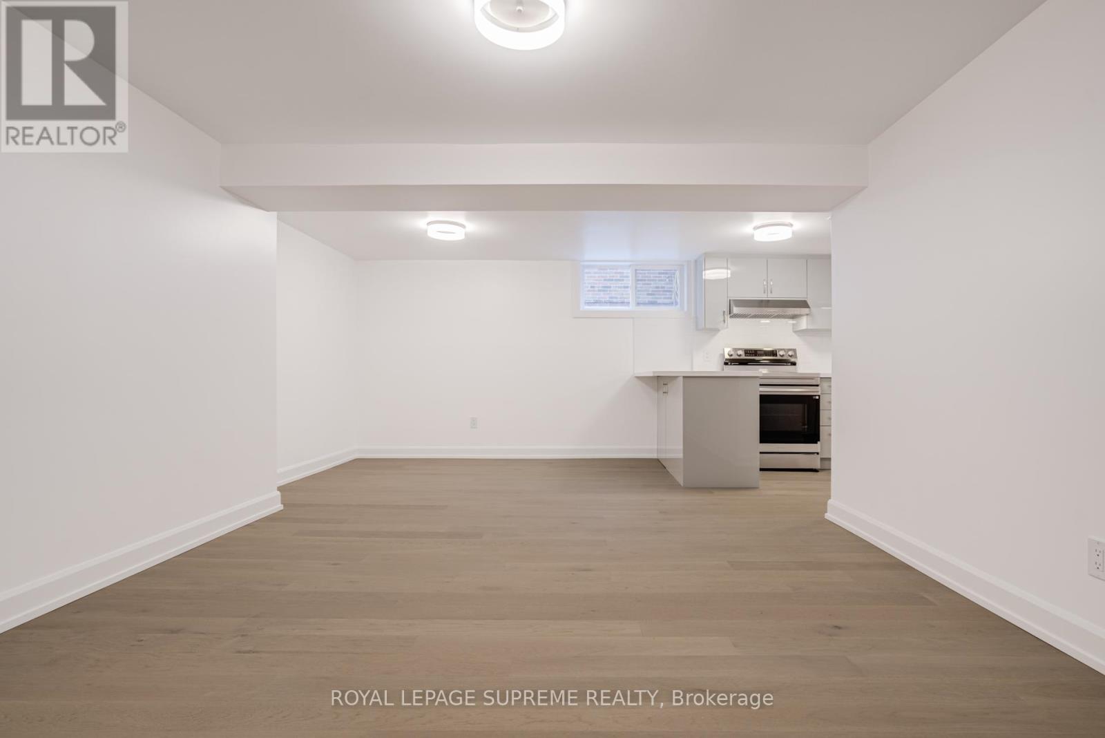 Lower - 21 Featherwood Place, Toronto, Ontario  M9A 4V7 - Photo 26 - W12806588