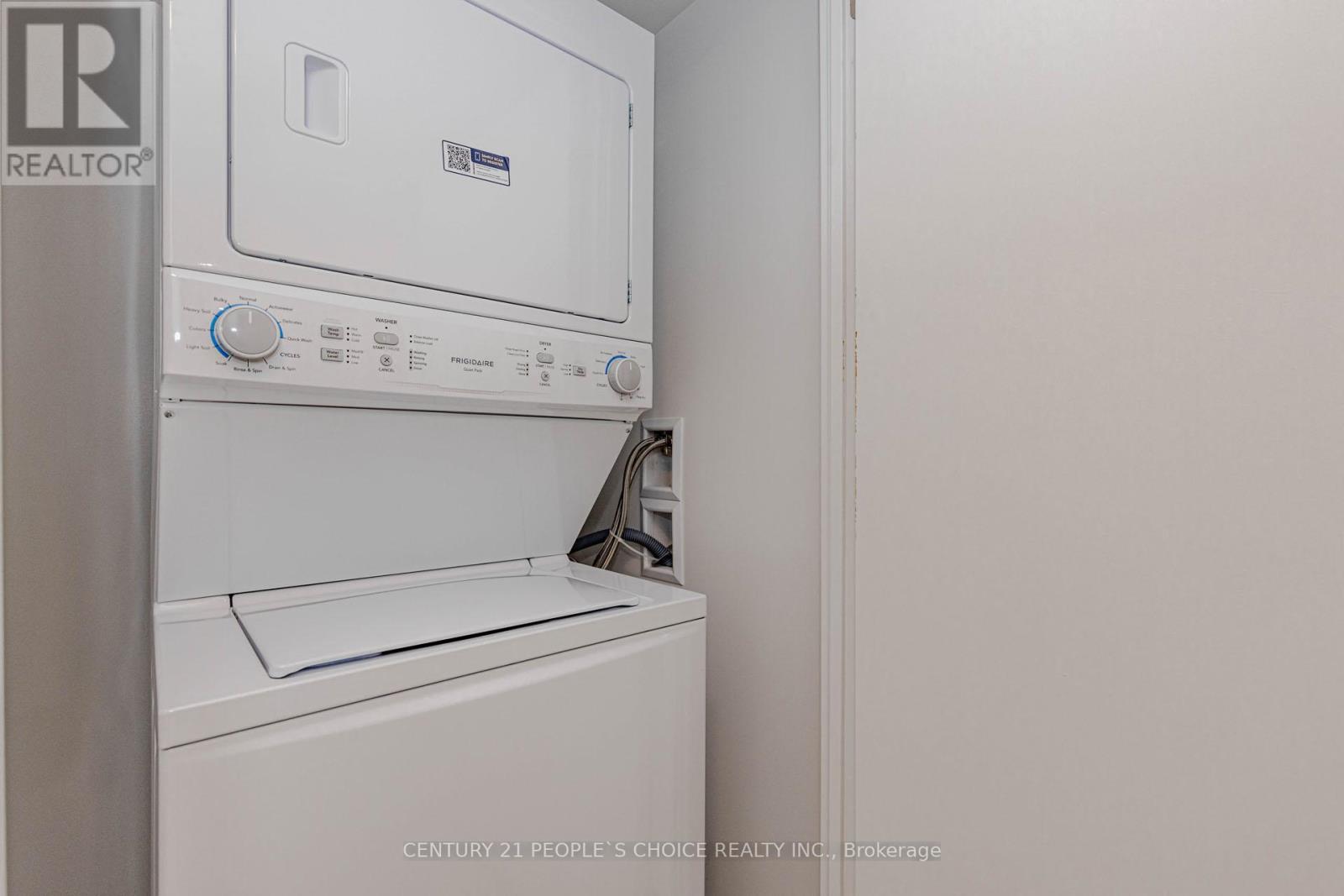 1502 - 1010 Sandy Beach Road, Pickering, Ontario  L1W 0C7 - Photo 7 - E12803602