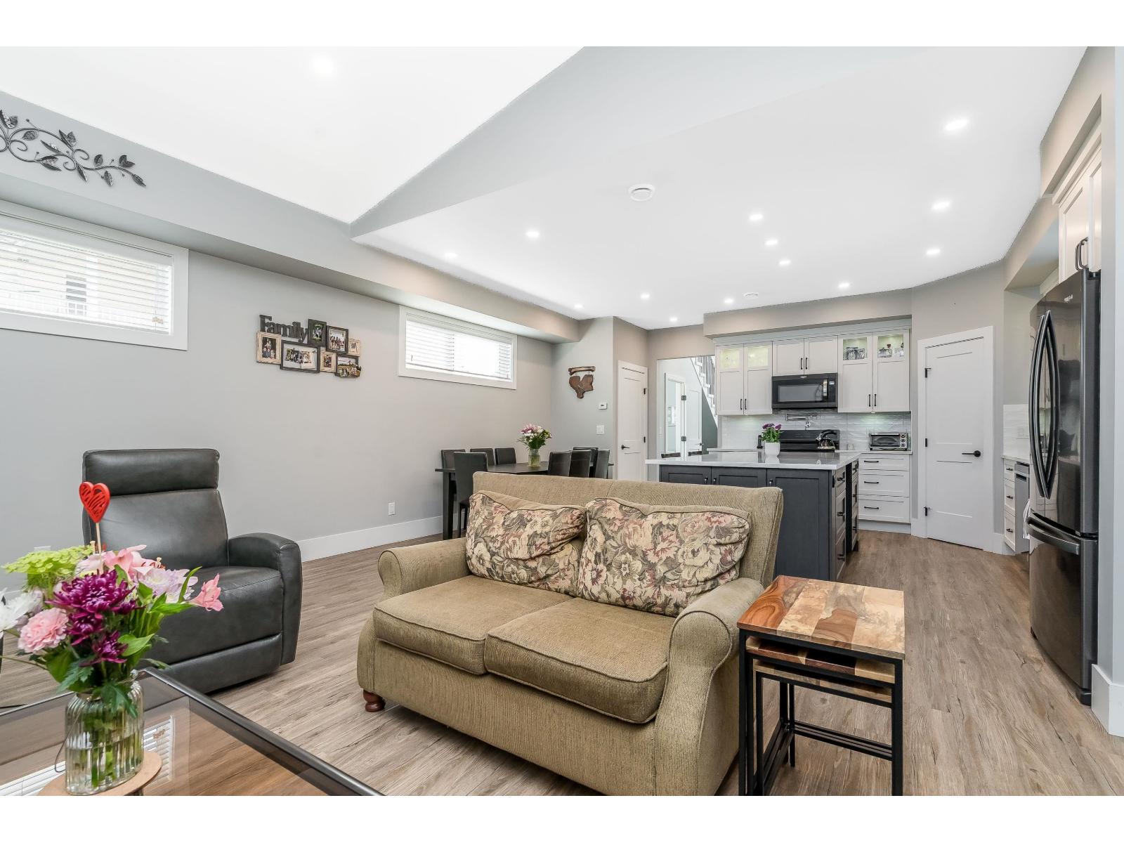 34711 2 Avenue, Abbotsford, British Columbia  V2S 8C1 - Photo 12 - R3091502