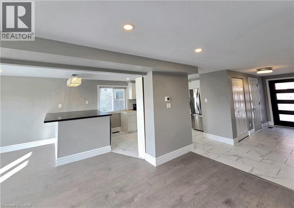 662 N Elgin Street N, Cambridge, Ontario  N1R 7W5 - Photo 10 - 40806333