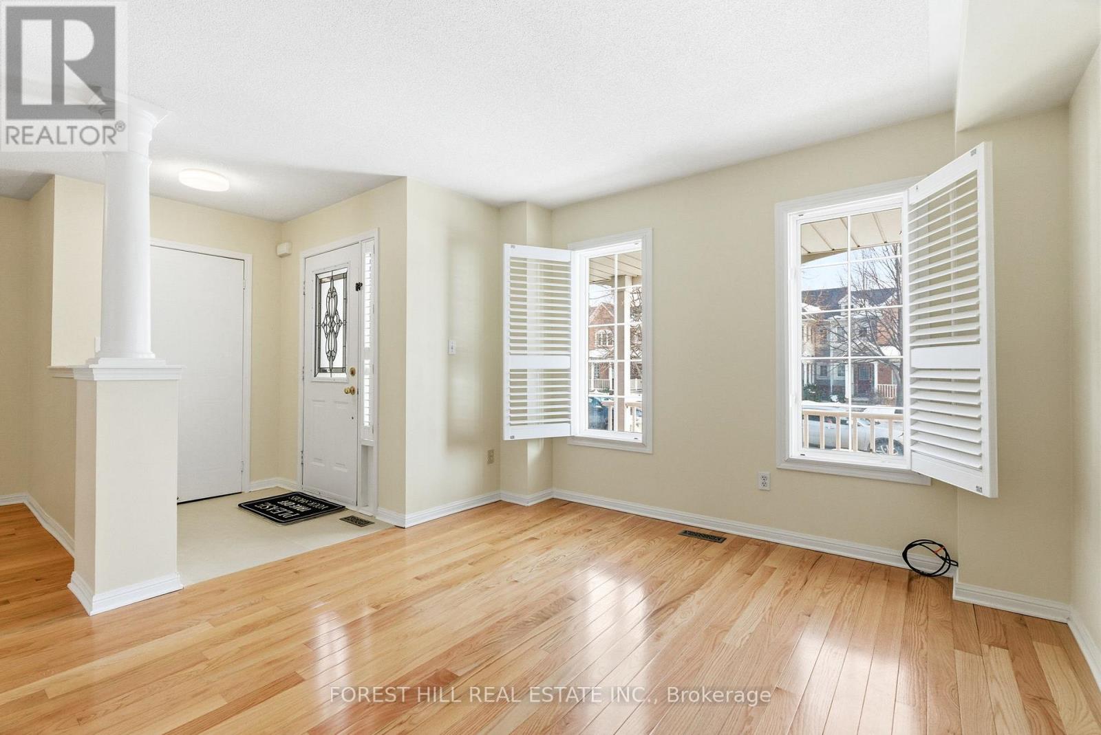 38 Bayside Gate, Whitby, Ontario  L1N 9T1 - Photo 5 - E12804116