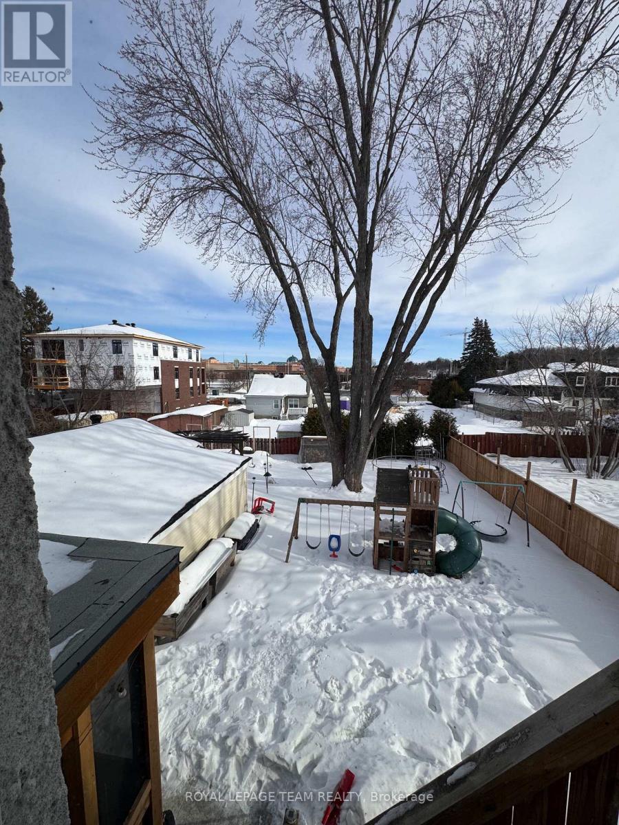 2 - 1133 Maisonneuve Street, Ottawa, Ontario  K1C 1K9 - Photo 19 - X12806598