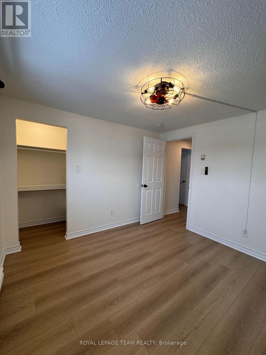 2 - 1133 Maisonneuve Street, Ottawa, Ontario  K1C 1K9 - Photo 22 - X12806598