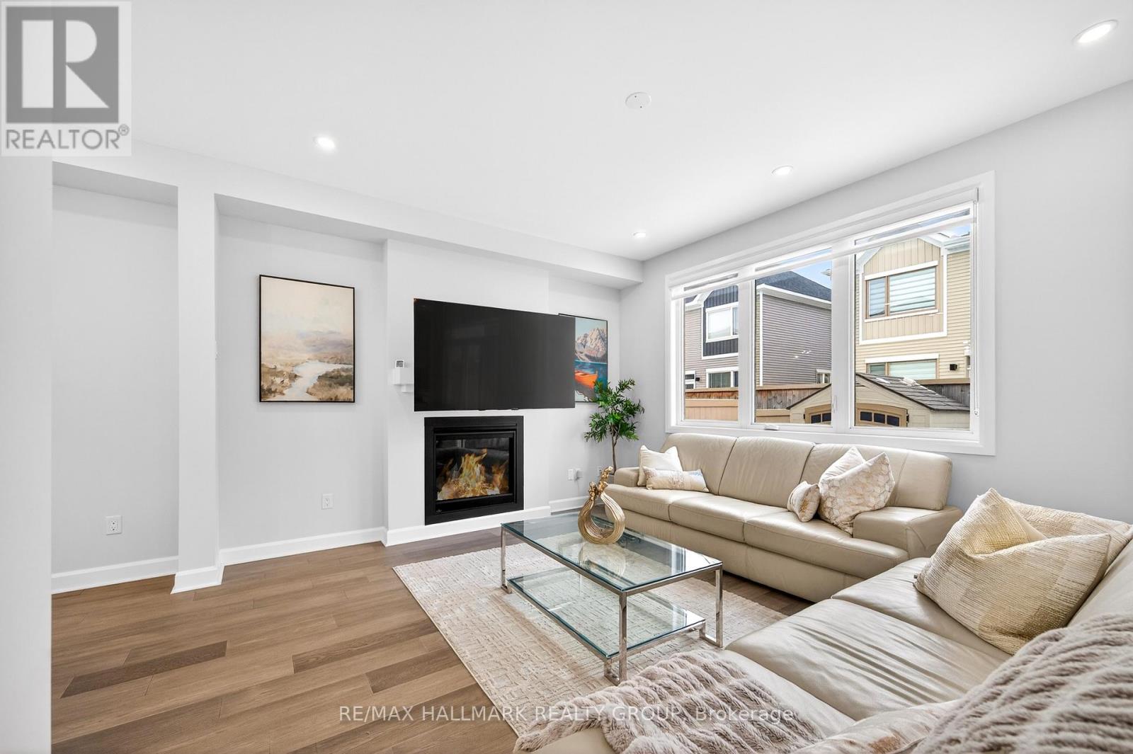 232 Aquarium Avenue, Ottawa, Ontario  K4A 1K7 - Photo 5 - X12806662