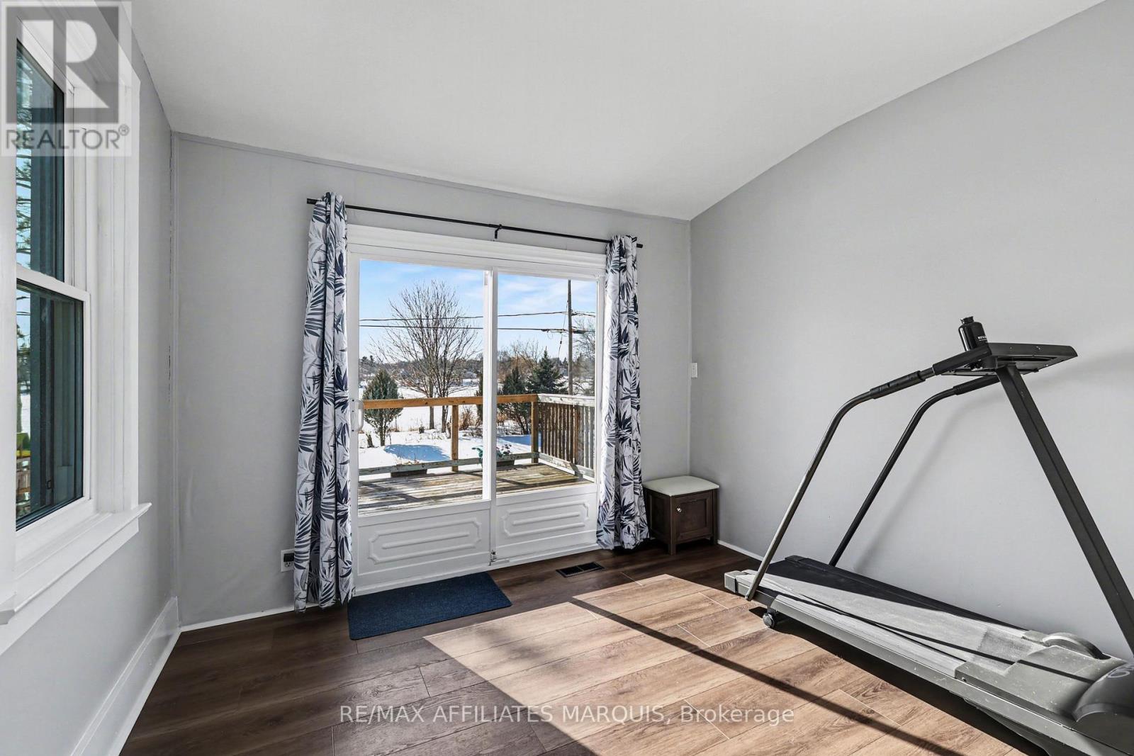 18 Queen Street, Smiths Falls, Ontario  K7A 3N2 - Photo 10 - X12806728