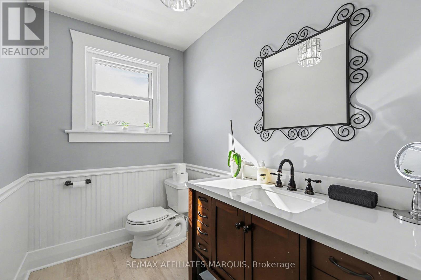 18 Queen Street, Smiths Falls, Ontario  K7A 3N2 - Photo 27 - X12806728