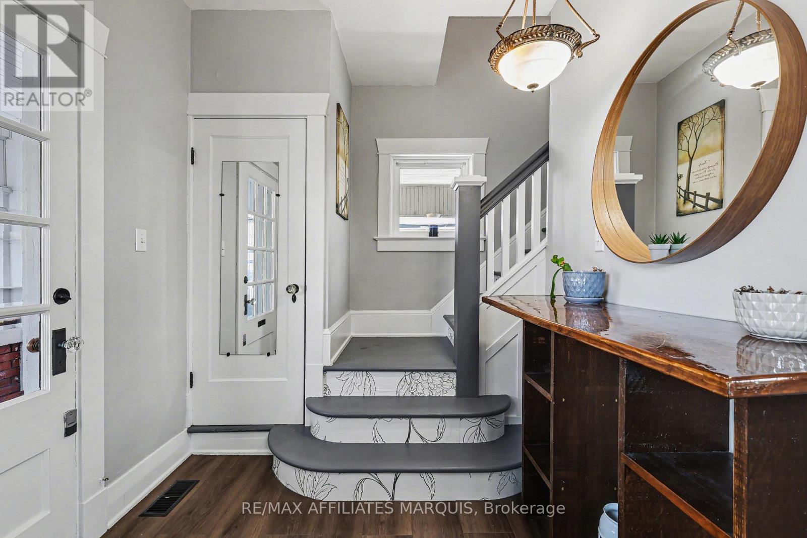 18 Queen Street, Smiths Falls, Ontario  K7A 3N2 - Photo 5 - X12806728