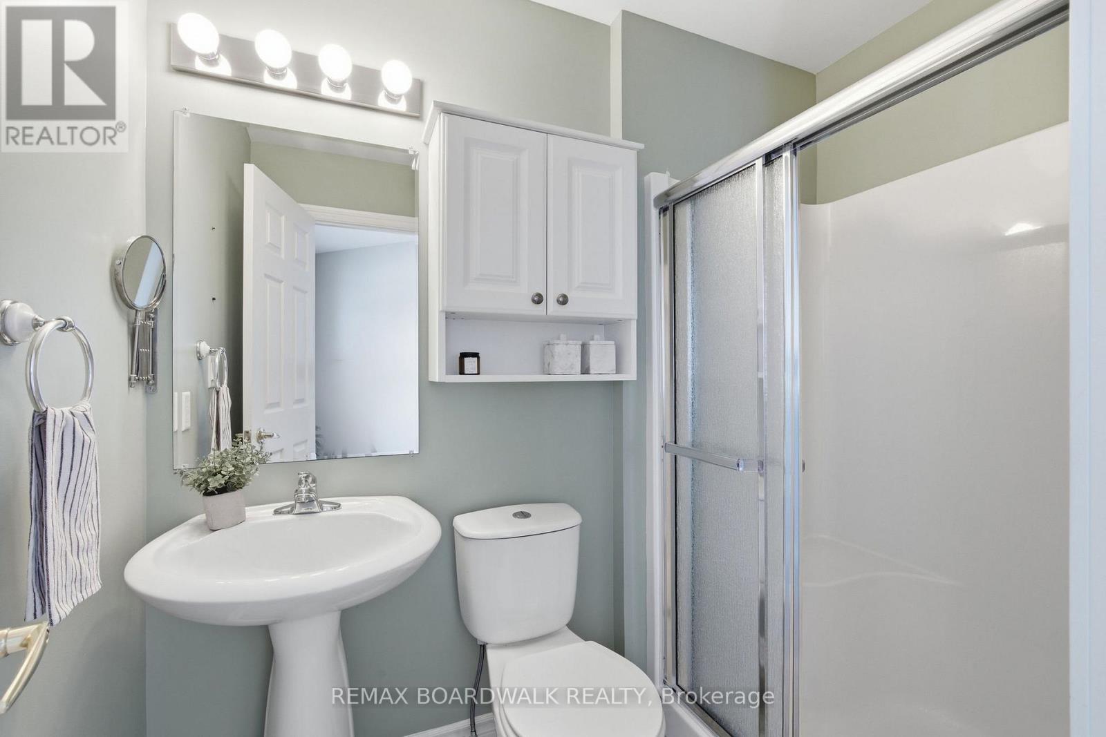 307 Chestnut Private, Ottawa, Ontario  K0A 2Z0 - Photo 3 - X12806800