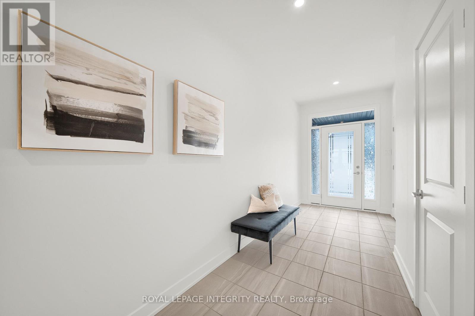 75 Heirloom Street, Ottawa, Ontario  K4M 0K9 - Photo 3 - X12806806