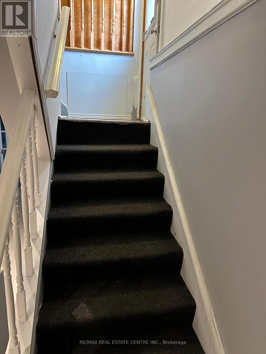 188 Thorold Road, Welland, Ontario  L3C 3V7 - Photo 14 - X12787850