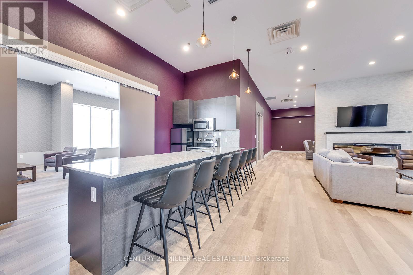 303 - 560 North Service Road, Grimsby (Grimsby Beach), Ontario  L3M 0G3 - Photo 18 - X12806500