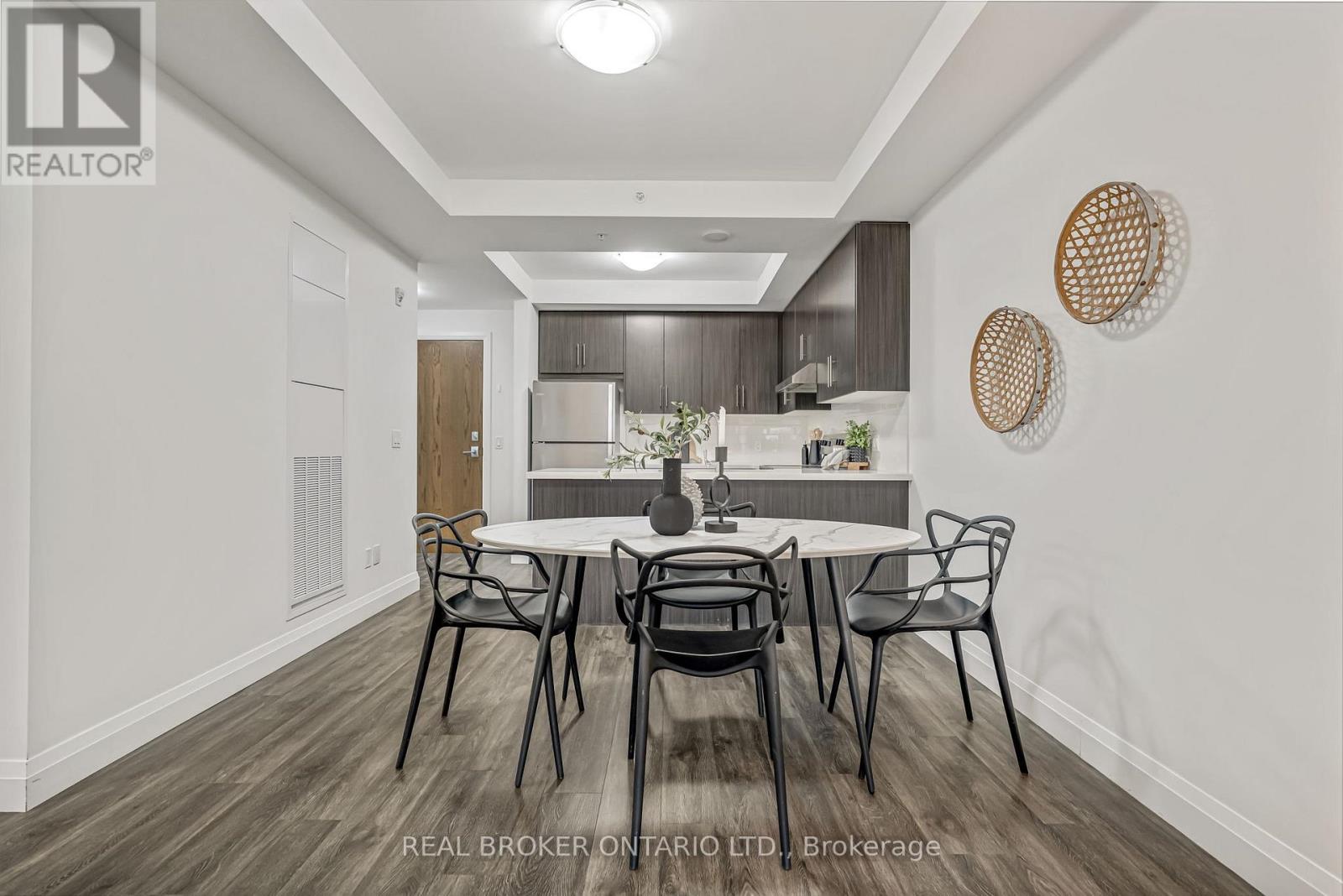 302 - 30 Hamilton Street S, Hamilton, Ontario  L8B 1V8 - Photo 11 - X12806544