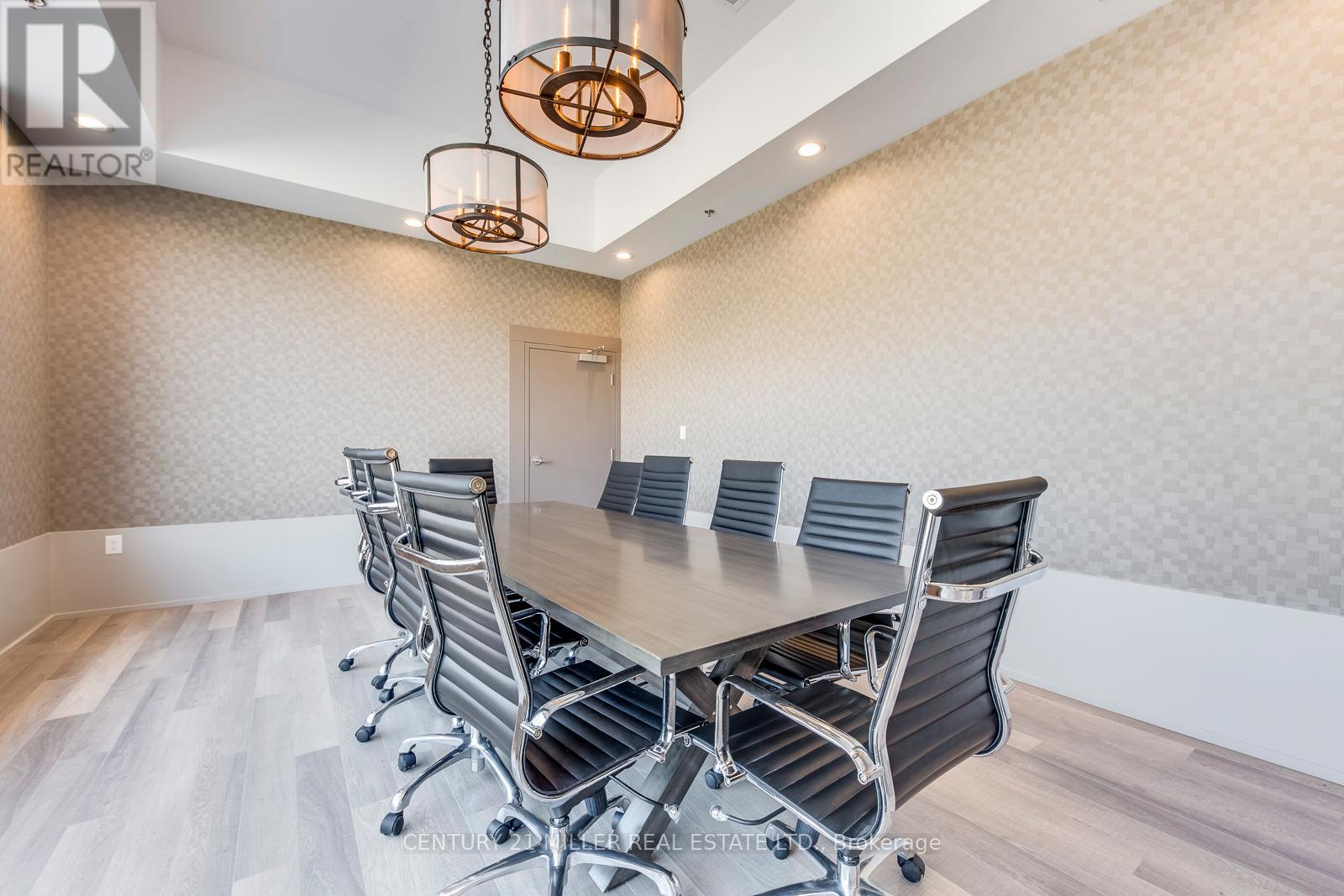 303 - 560 North Service Road, Grimsby, Ontario  L3M 0G3 - Photo 25 - X12806568