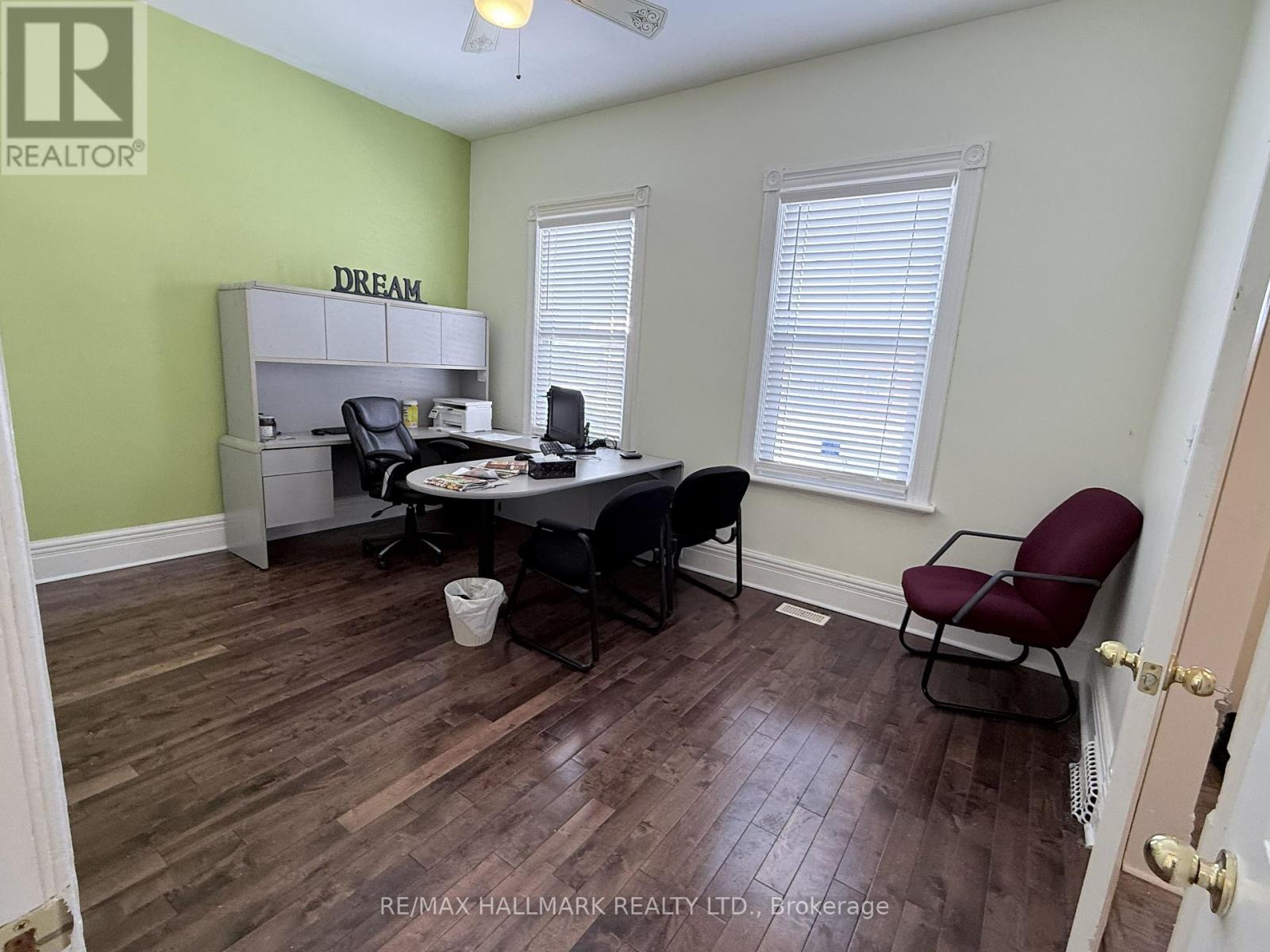 629 Central Avenue, London East (East F), Ontario  N5W 3P7 - Photo 4 - X12806574