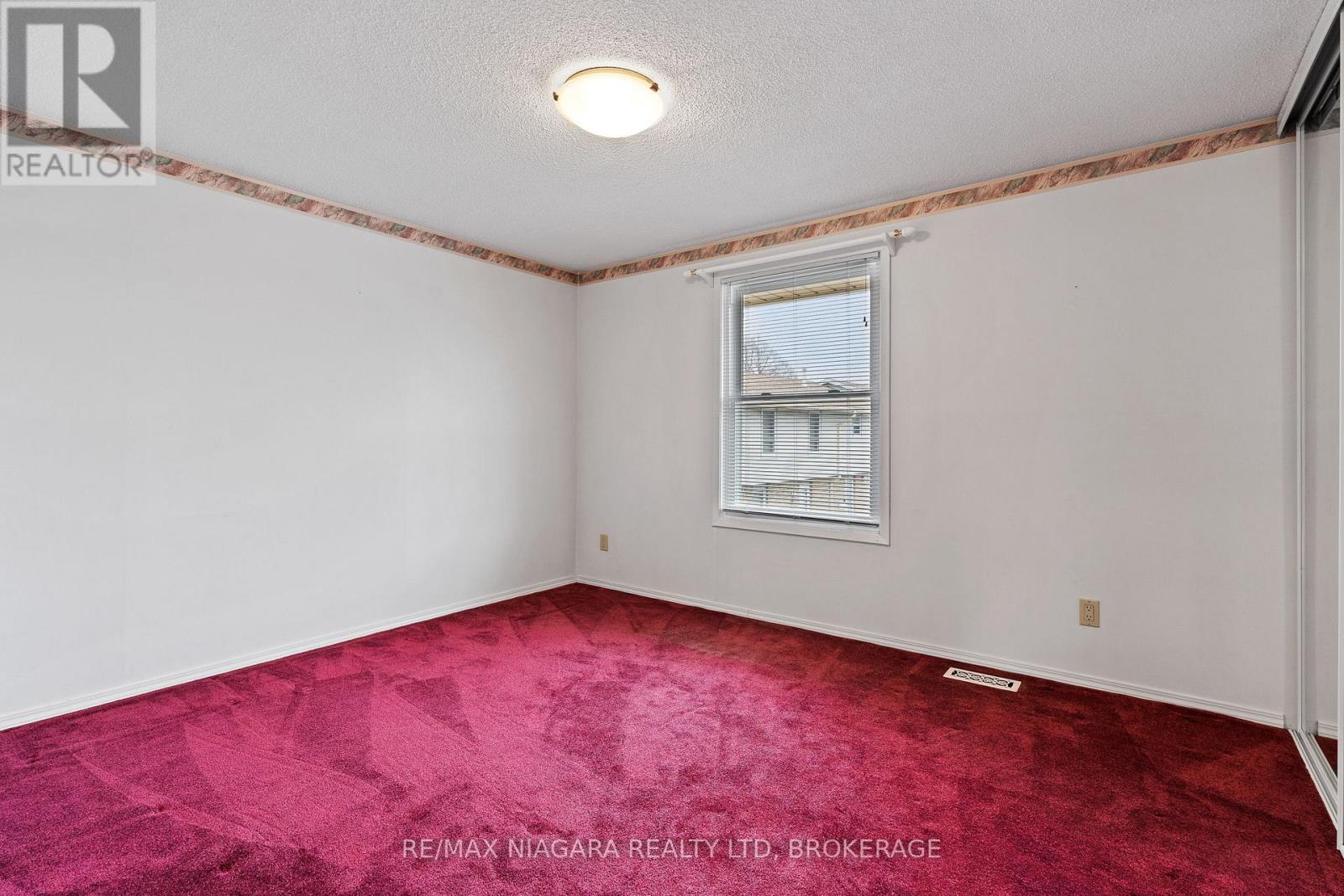 4 - 242 Lakeport Road, St. Catharines, Ontario  L2N 6V2 - Photo 16 - X12806808