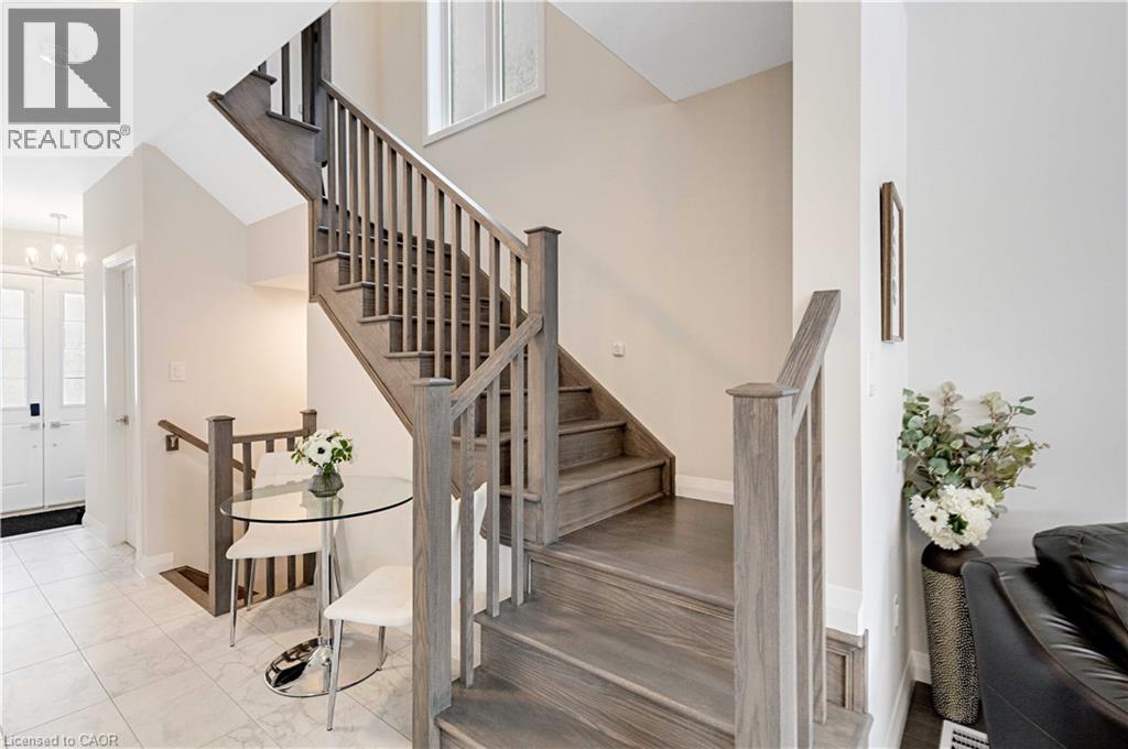 5 Cherry Blossom Heights, Hamilton, Ontario  L9B 0E9 - Photo 30 - 40806605