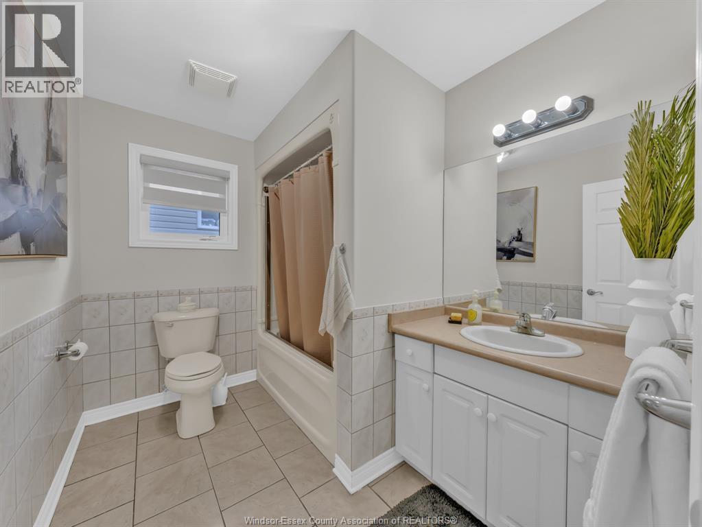 1598 Heatherglen Drive, Tecumseh, Ontario N8N 5B5 - Photo 11 - 26003600