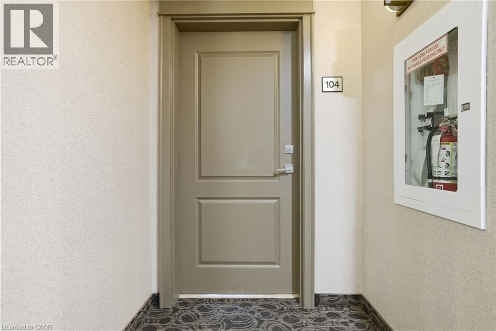 101 Shoreview Place Unit# 104, Stoney Creek, Ontario  L8E 0K2 - Photo 4 - 40804273