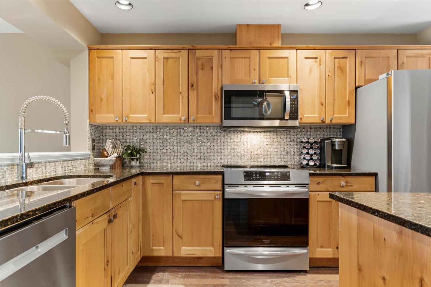 6 9232 Woodbine Street, Chilliwack Proper East, Chilliwack, British Columbia  V2P 5S8 - Photo 9 - R3091960