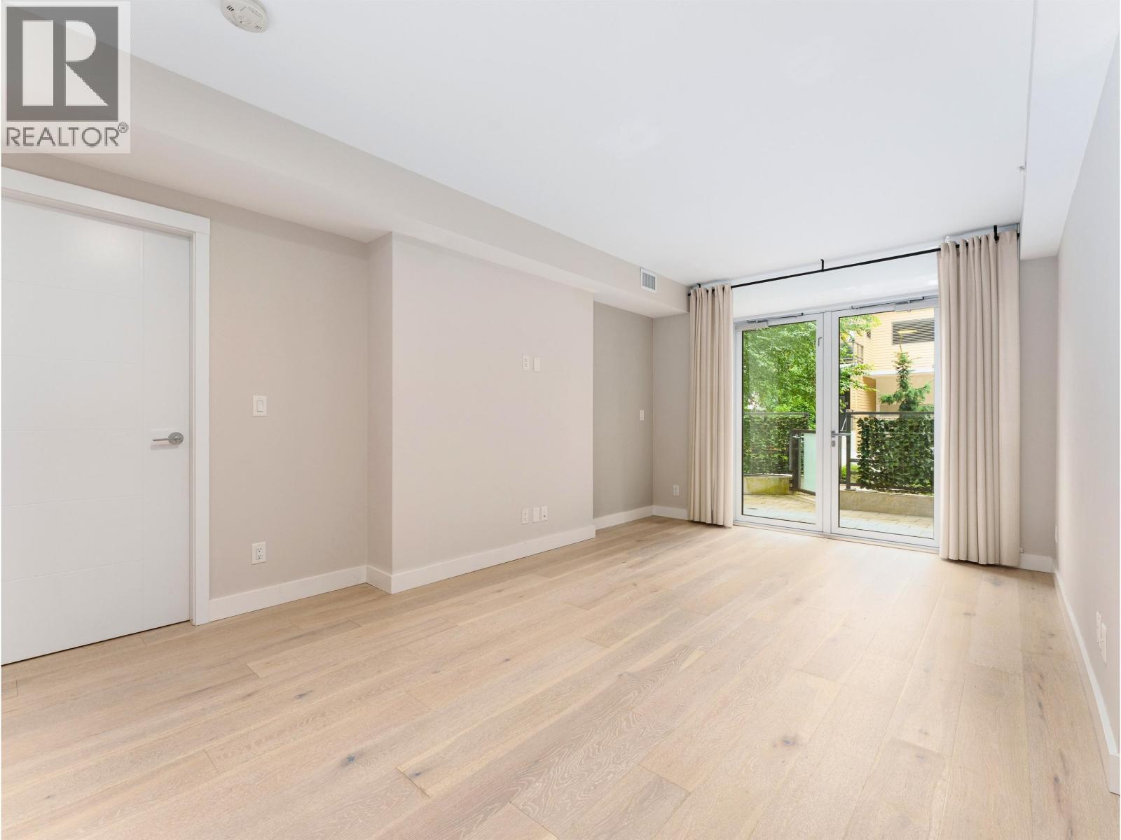 101 2738 Library Lane, North Vancouver, British Columbia  V7J 0B3 - Photo 5 - R3090401