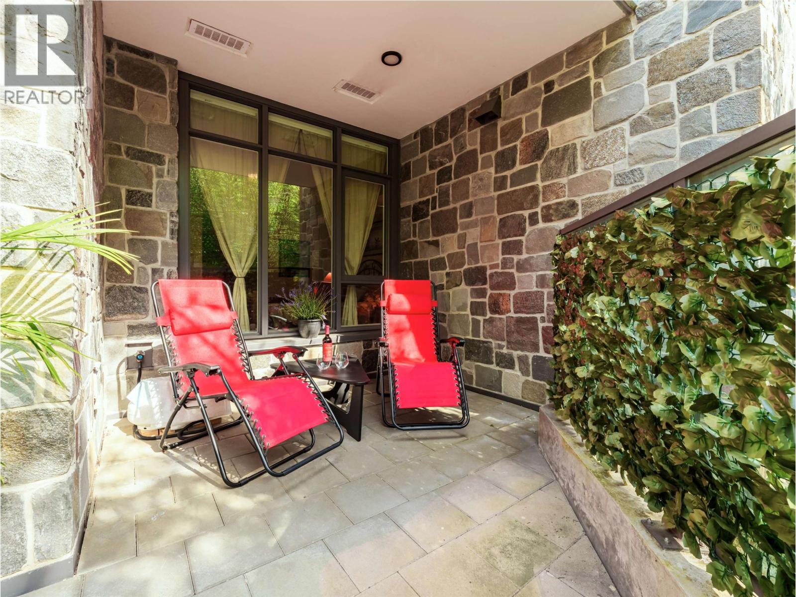 101 2738 Library Lane, North Vancouver, British Columbia  V7J 0B3 - Photo 25 - R3090401