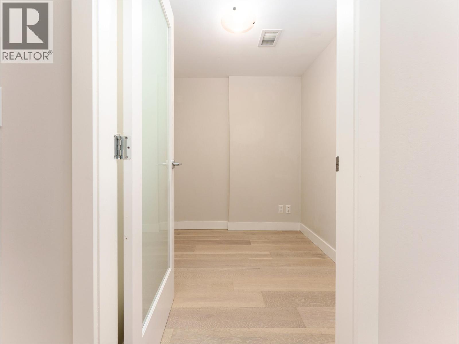 101 2738 Library Lane, North Vancouver, British Columbia  V7J 0B3 - Photo 21 - R3090401