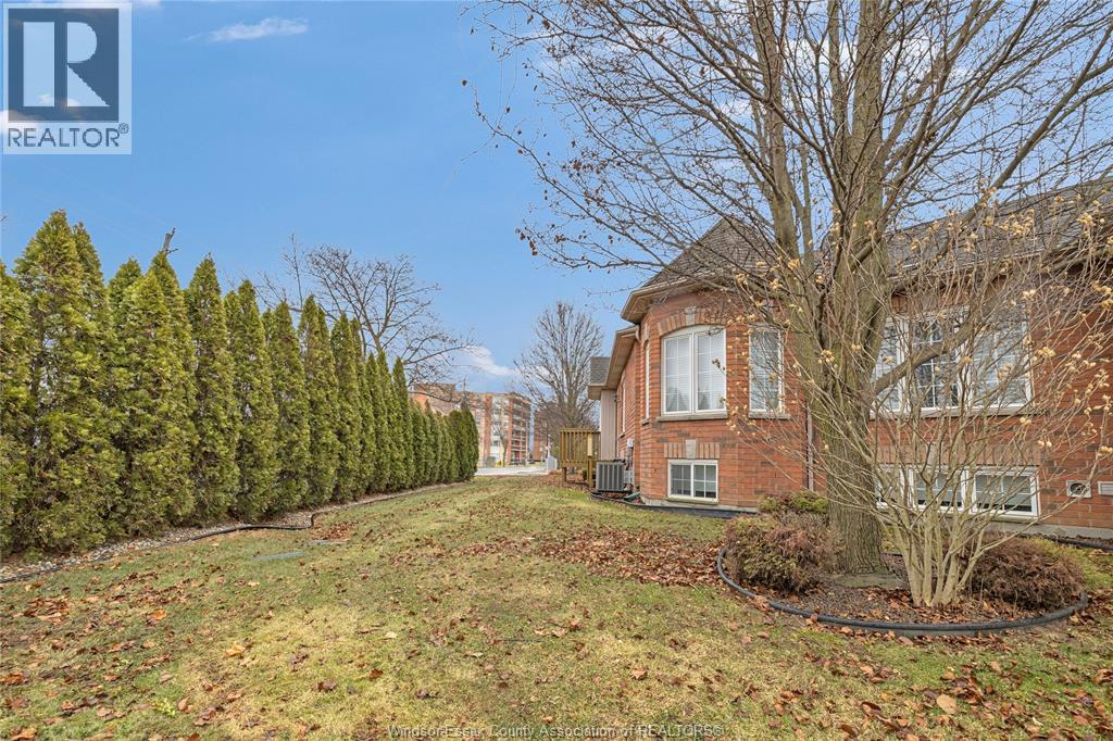 32 Robson Unit# 7, Leamington, Ontario  N8H 2M9 - Photo 33 - 26003657