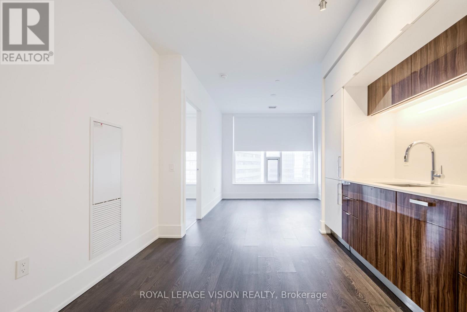 4913 - 10 York Street, Toronto (Waterfront Communities), Ontario  M5J 0E1 - Photo 11 - C12806618