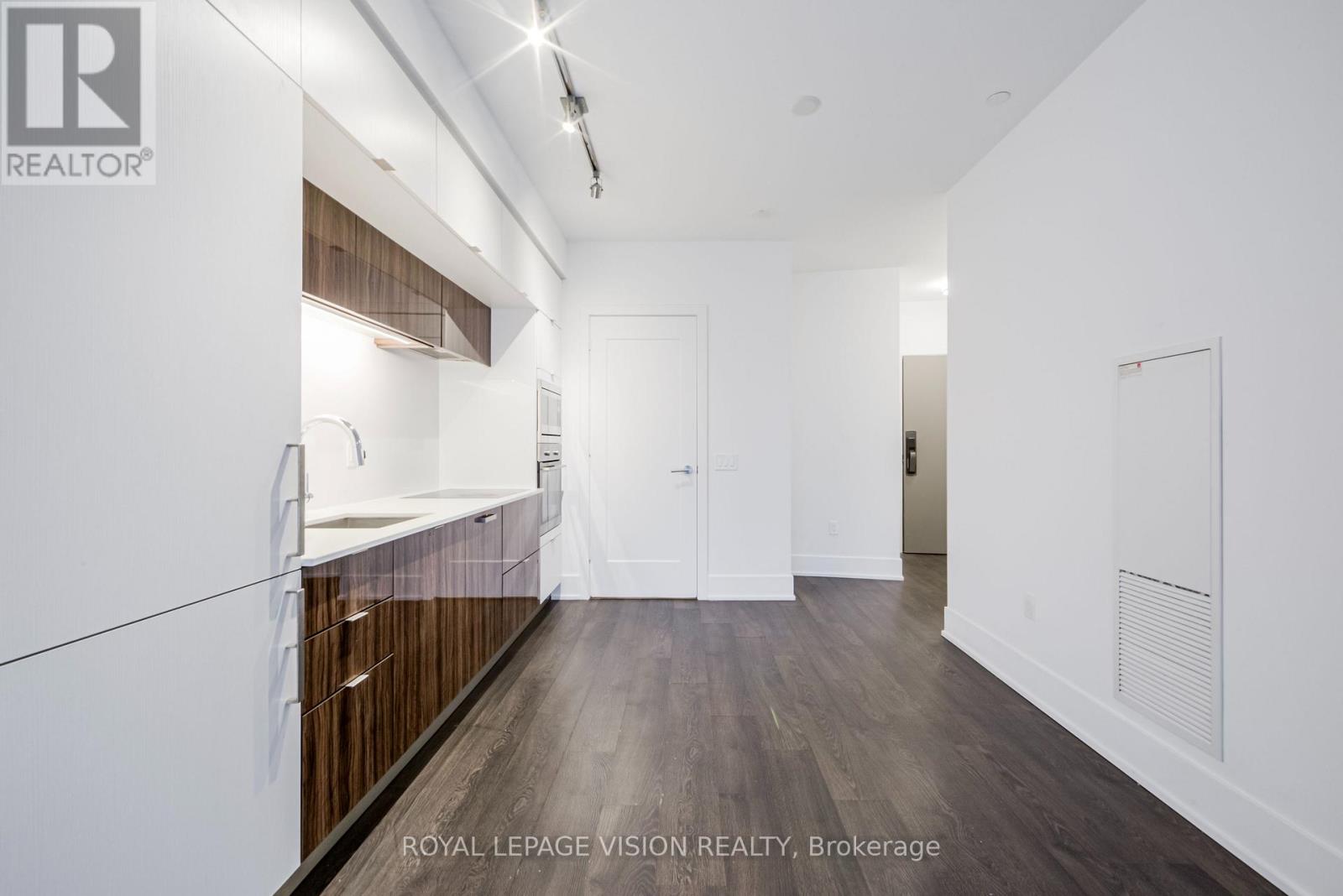 4913 - 10 York Street, Toronto (Waterfront Communities), Ontario  M5J 0E1 - Photo 12 - C12806618