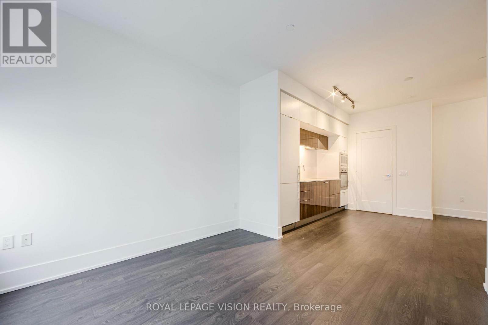 4913 - 10 York Street, Toronto (Waterfront Communities), Ontario  M5J 0E1 - Photo 13 - C12806618