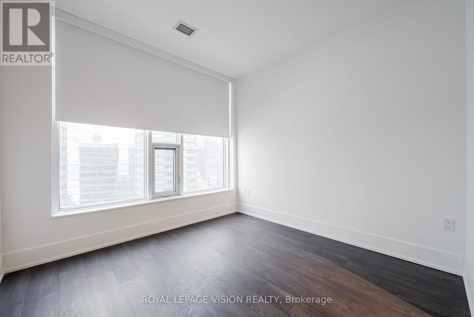 4913 - 10 York Street, Toronto (Waterfront Communities), Ontario  M5J 0E1 - Photo 16 - C12806618