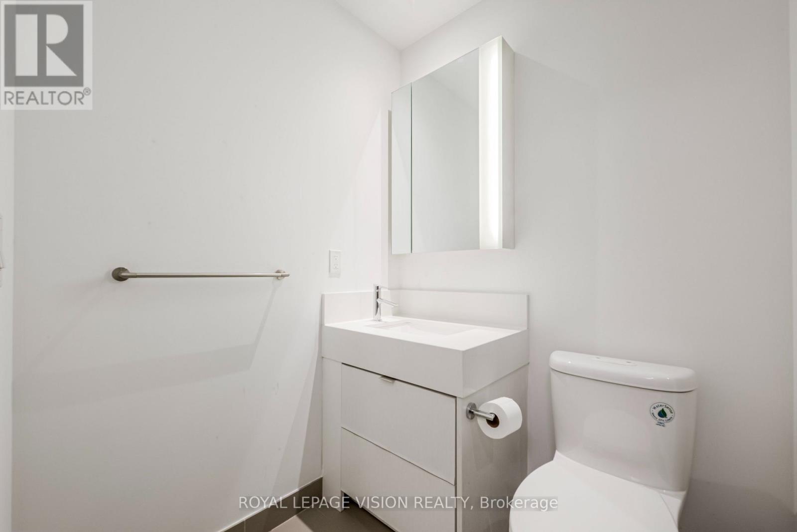 4913 - 10 York Street, Toronto (Waterfront Communities), Ontario  M5J 0E1 - Photo 23 - C12806618