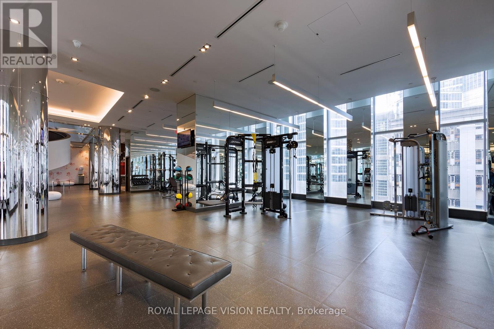 4913 - 10 York Street, Toronto (Waterfront Communities), Ontario  M5J 0E1 - Photo 33 - C12806618