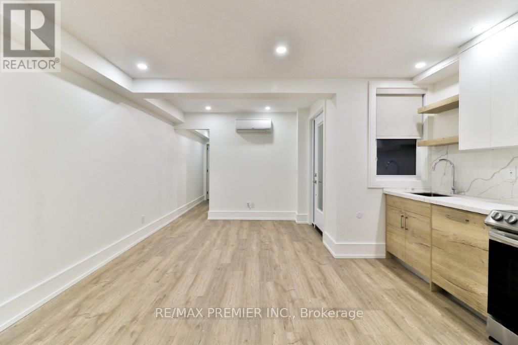 Bsmt - 88 Lindsey Avenue, Toronto, Ontario  M6H 1E3 - Photo 4 - C12806658