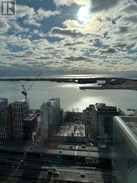 4110 - 10 Navy Wharf Court, Toronto (Waterfront Communities), Ontario  M5V 3V2 - Photo 11 - C12806704