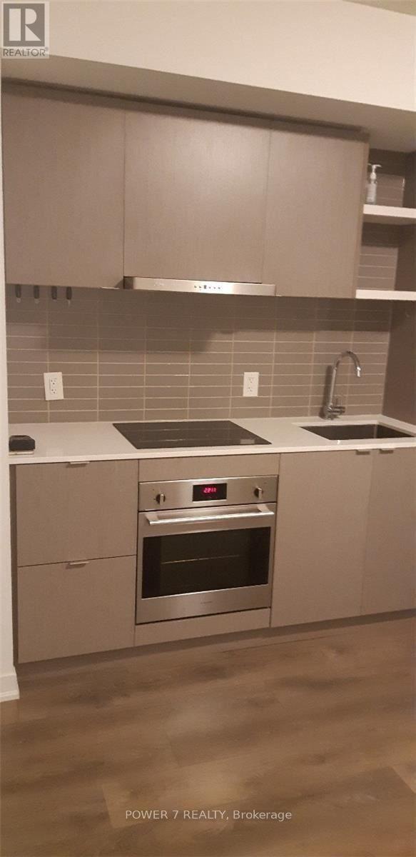 1211 - 100 Harbour Street, Toronto, Ontario  M5J 0B5 - Photo 2 - C12806706