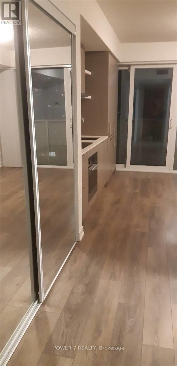 1211 - 100 Harbour Street, Toronto, Ontario  M5J 0B5 - Photo 4 - C12806706