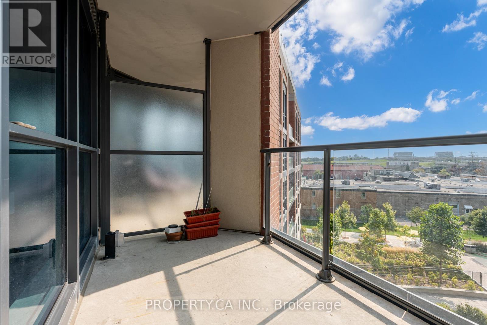 518 - 31 Tippett Road, Toronto, Ontario  M3H 0C8 - Photo 19 - C12806712