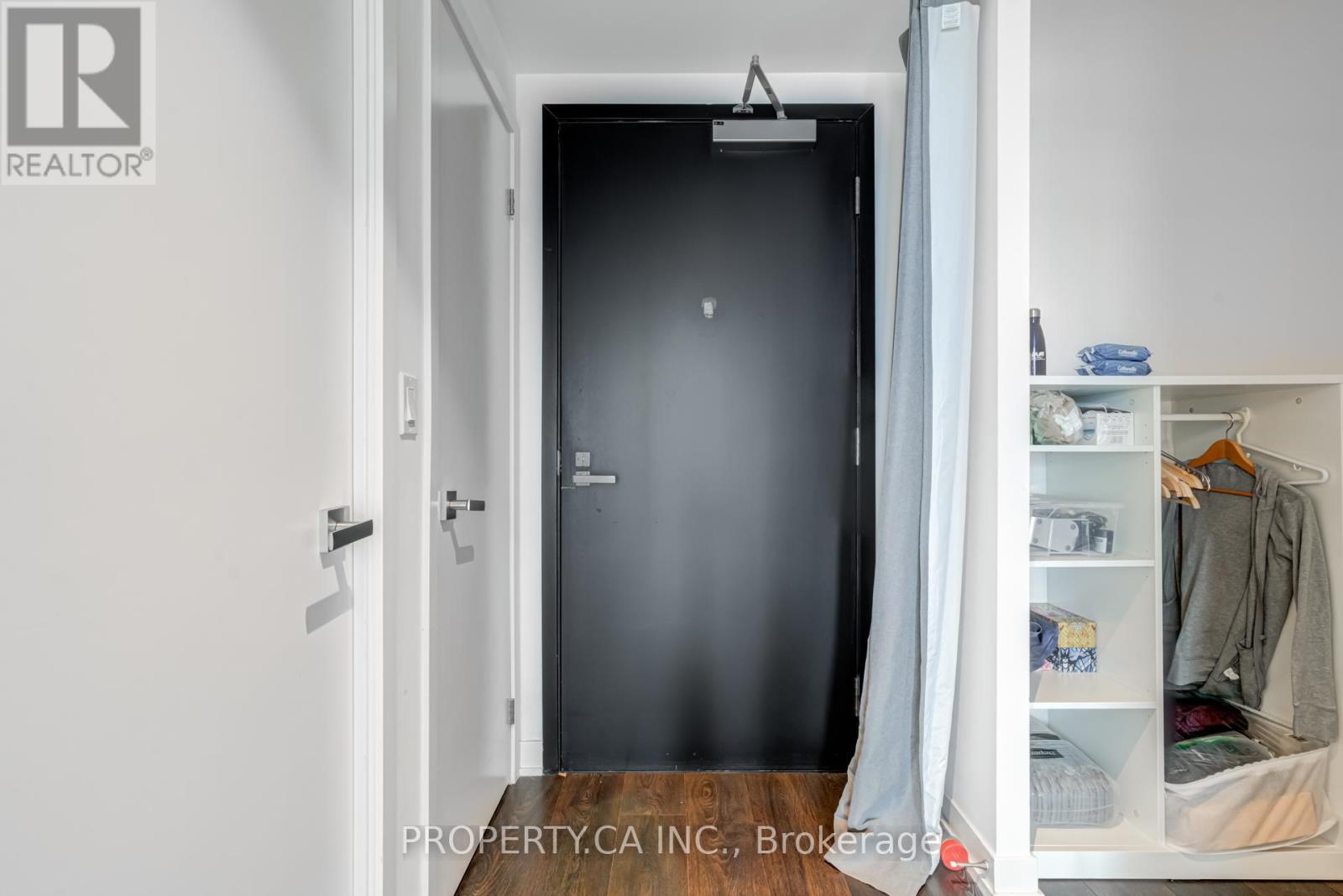 518 - 31 Tippett Road, Toronto, Ontario  M3H 0C8 - Photo 2 - C12806712